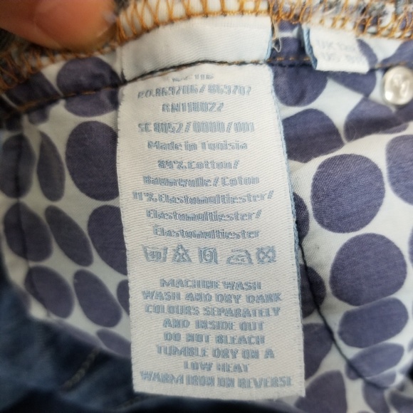 Boden bootcut Jean's. Size 8 regular. - Picture 3 of 6